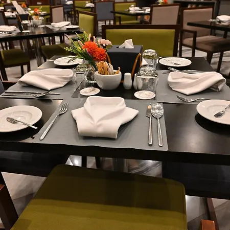 Q Suites Jeddah By Ewa-3